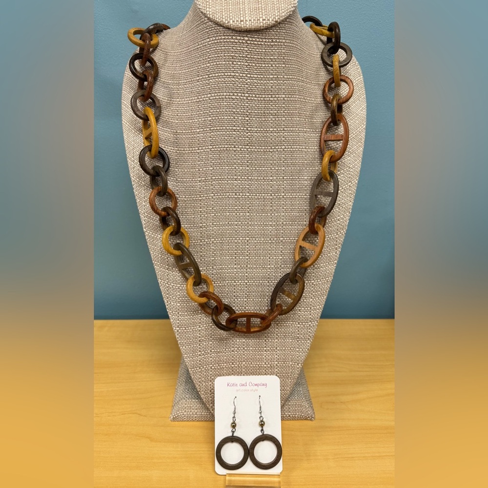 Elanor Necklace and Earring Set from Katie and Company- NWT